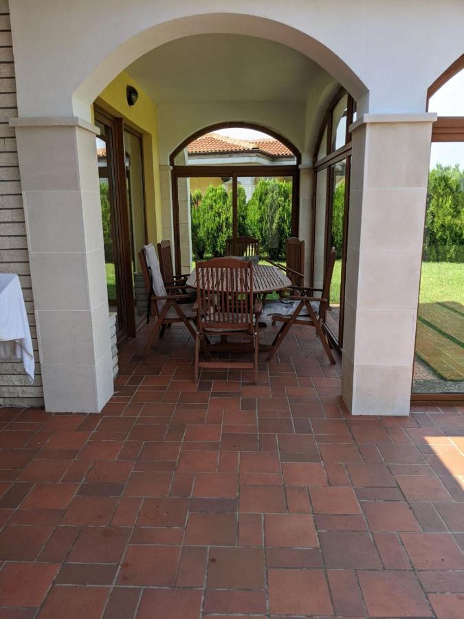 Lighthouse Golf Apart Complex&Villas Μπαλτσίκ Εξωτερικό φωτογραφία