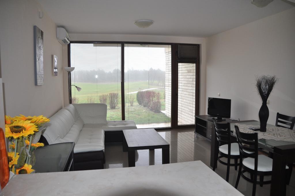 Lighthouse Golf Apart Complex&Villas Μπαλτσίκ Εξωτερικό φωτογραφία