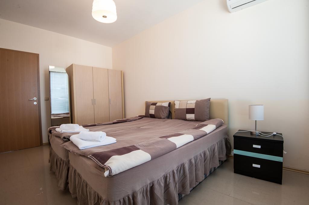 Lighthouse Golf Apart Complex&Villas Μπαλτσίκ Εξωτερικό φωτογραφία