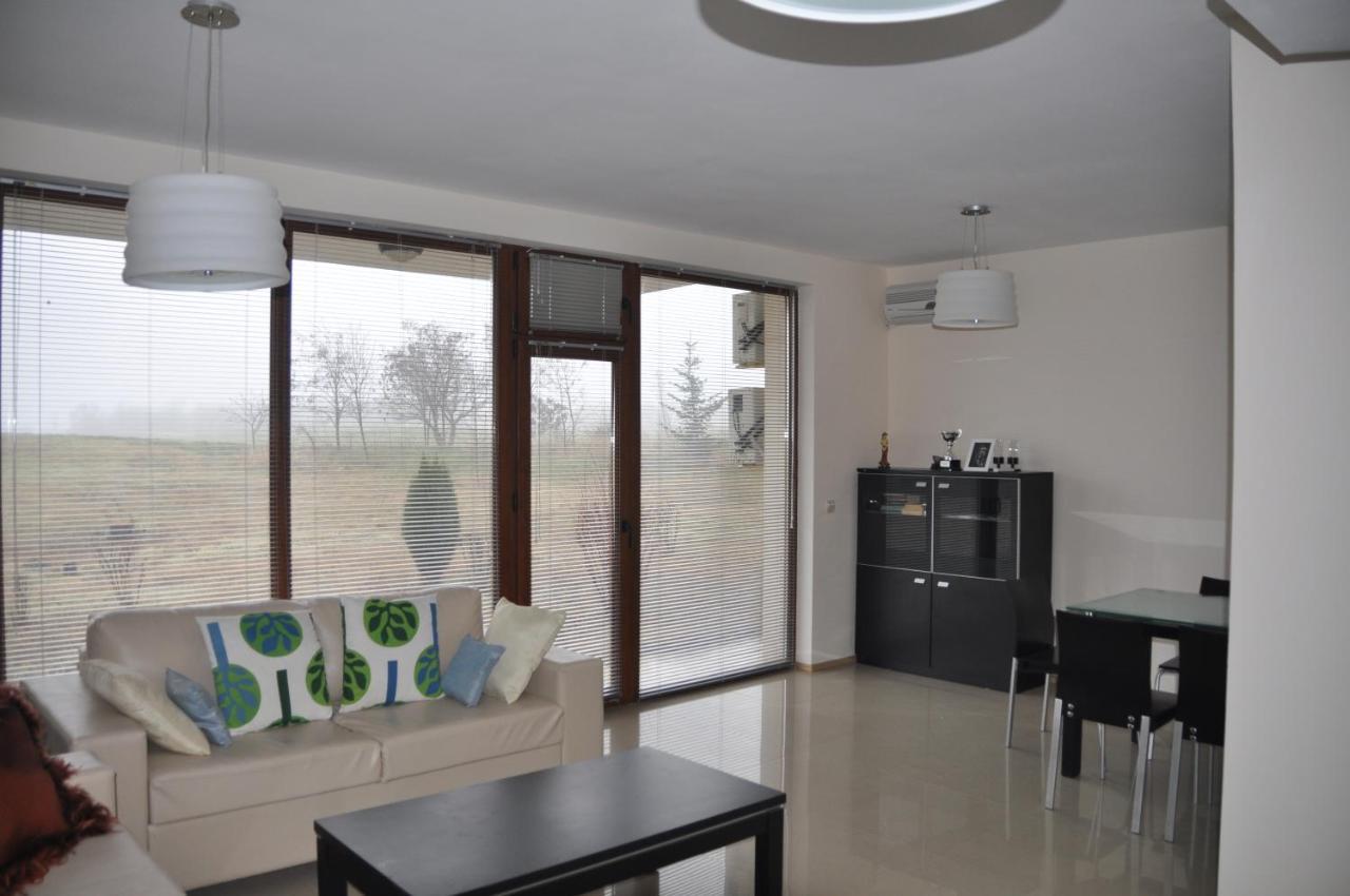 Lighthouse Golf Apart Complex&Villas Μπαλτσίκ Εξωτερικό φωτογραφία